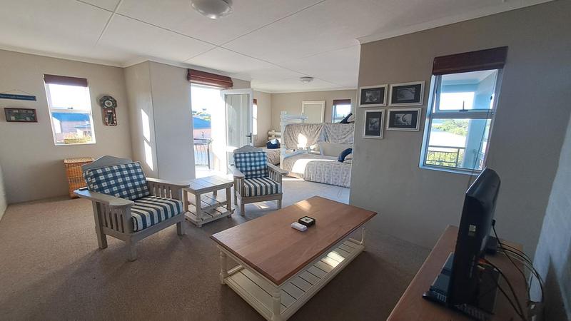 6 Bedroom Property for Sale in Stilbaai Wes Western Cape